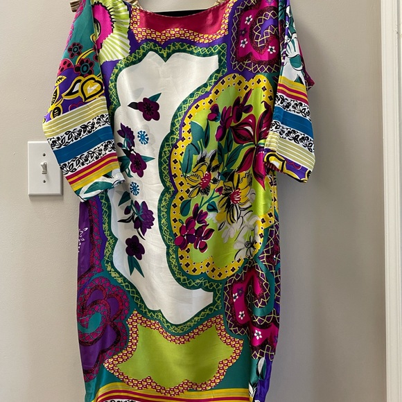 Cache Dresses & Skirts - Cache colorful silk caftan